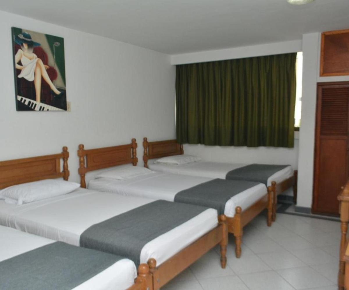 Casa Ballesteros 3*