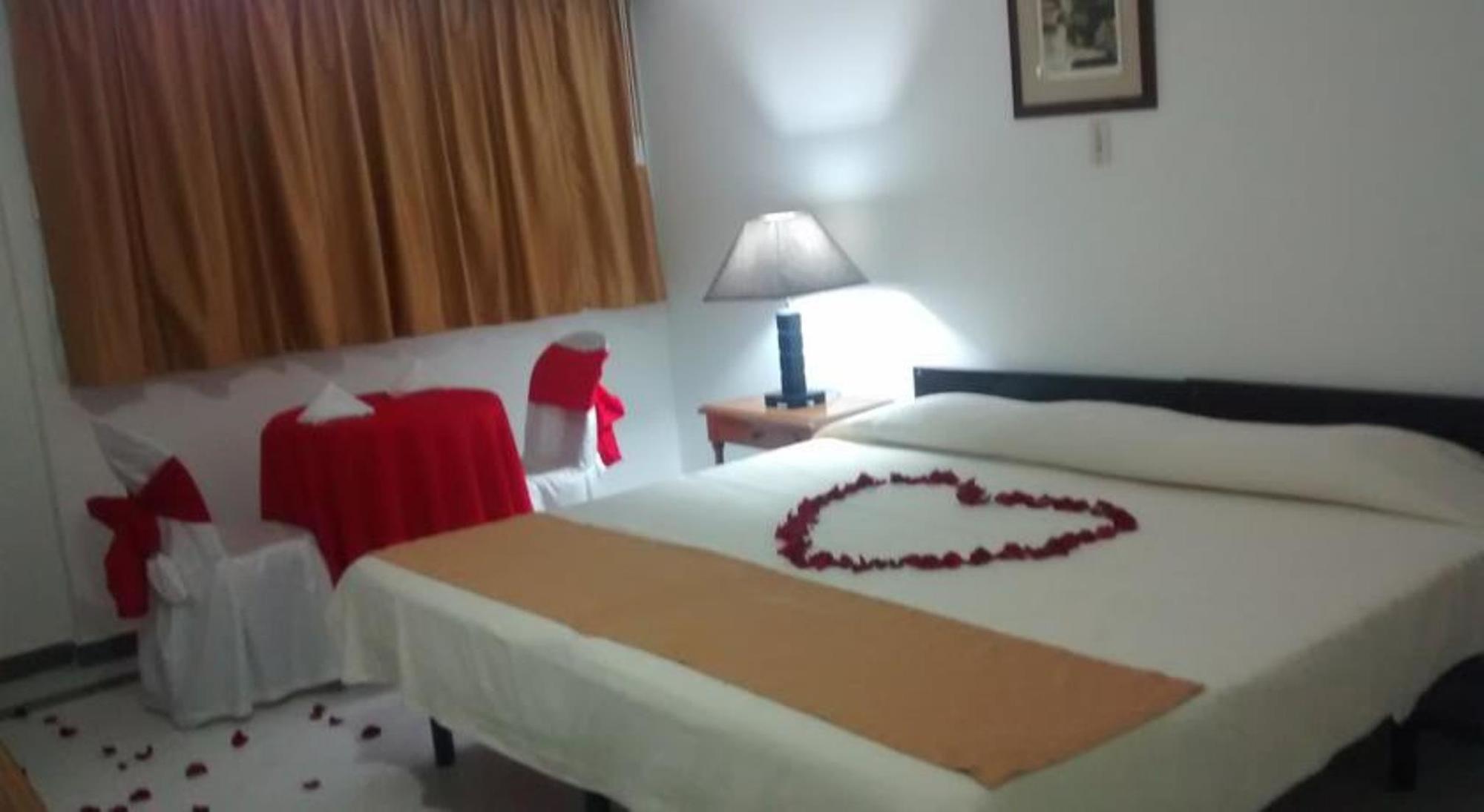 Hotel Casa Ballesteros 3*